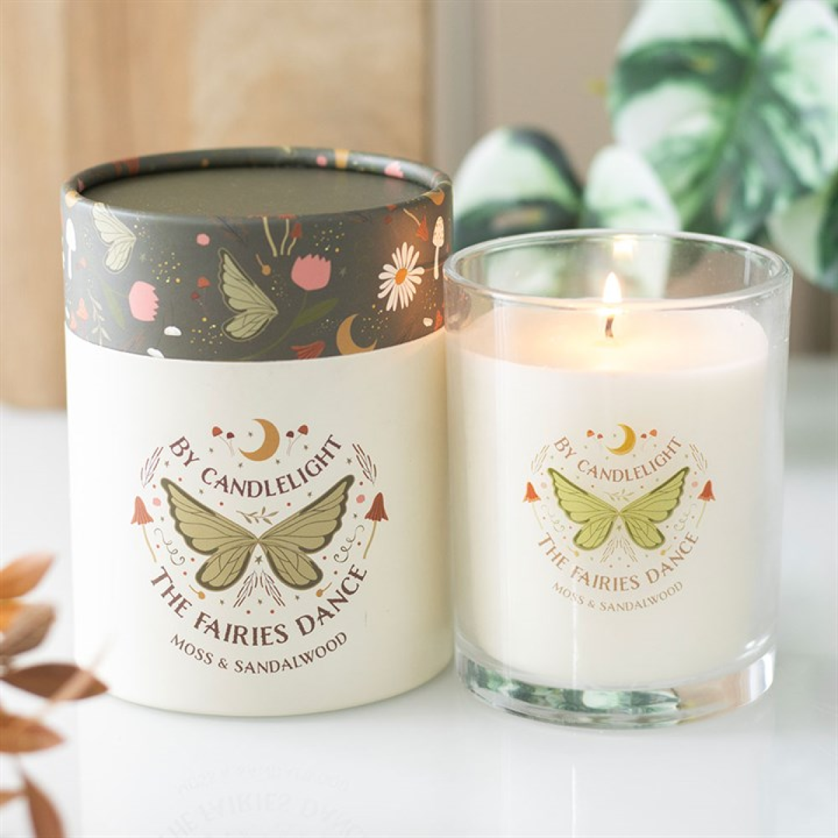 Fairy Wing Moss & Sandalwood Candle 🇬🇧