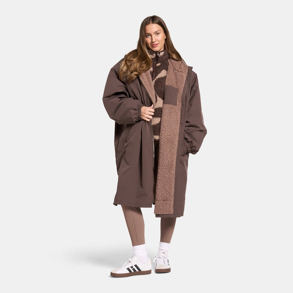 Adults Water Resistant Sherpa Drying Robe - Brown 🇬🇧