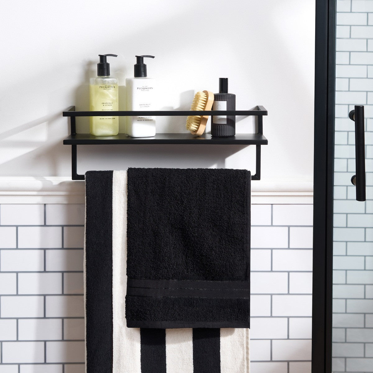Mounted Towel Rail With Shelf - Black 🇬🇧
