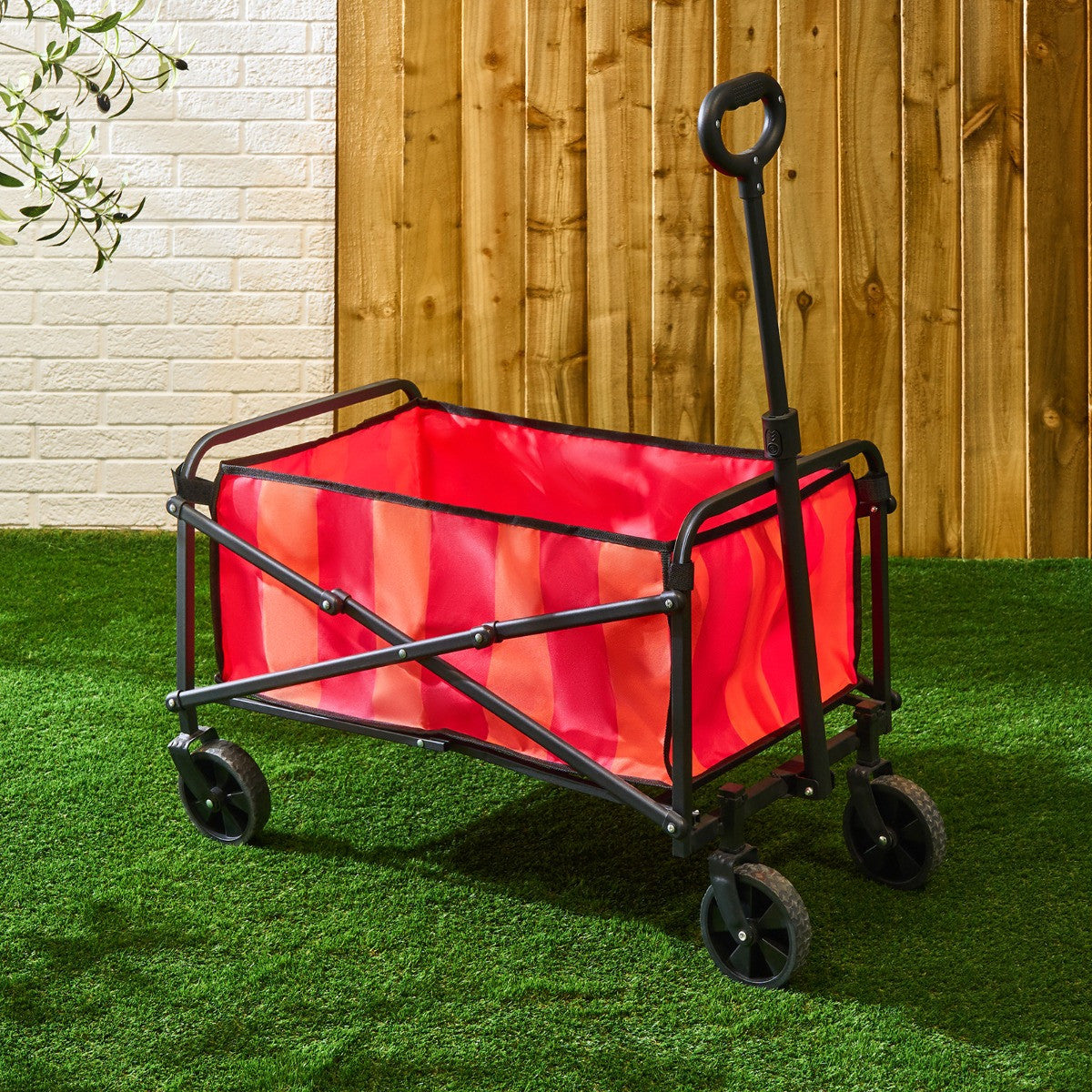 Stripe Print Foldable Camping Trolley - Orange/Pink 🇬🇧