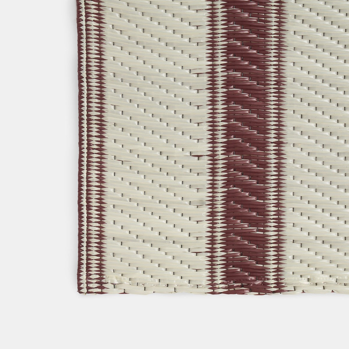 Vintage Stripe Outdoor Rug - Chocolate/Cream 🇬🇧