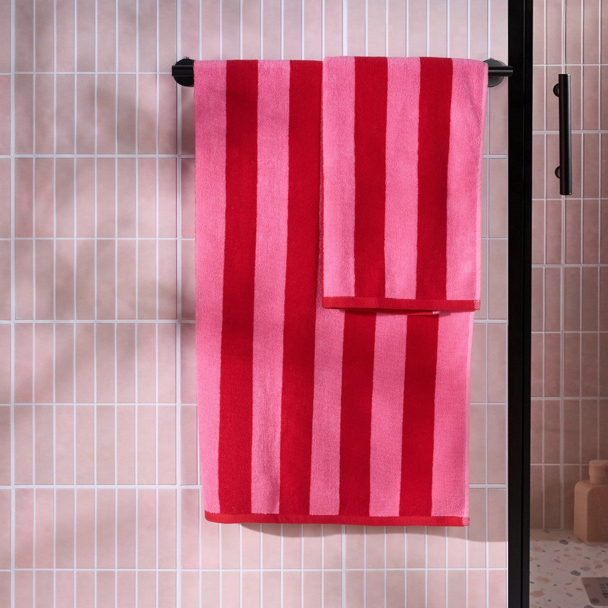 100% Cotton Jacquard Striped Towel - Monochrome 🇬🇧