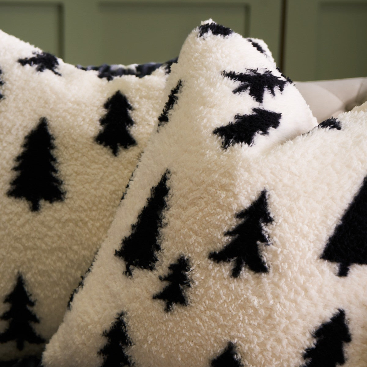 Christmas Tree Print Teddy Cushion Covers - Monochrome 🇬🇧