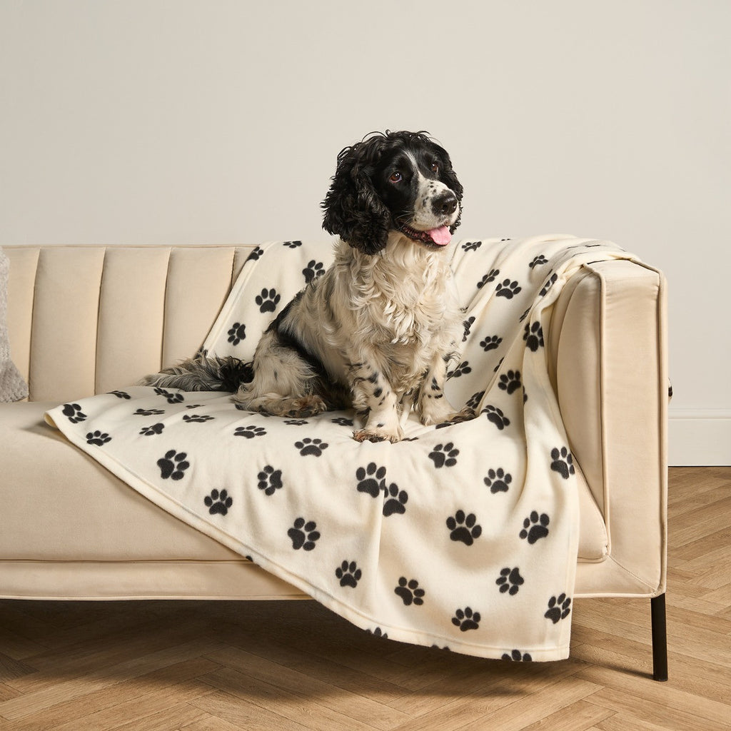 Pet Paw Print Fleece Throw 🇬🇧
