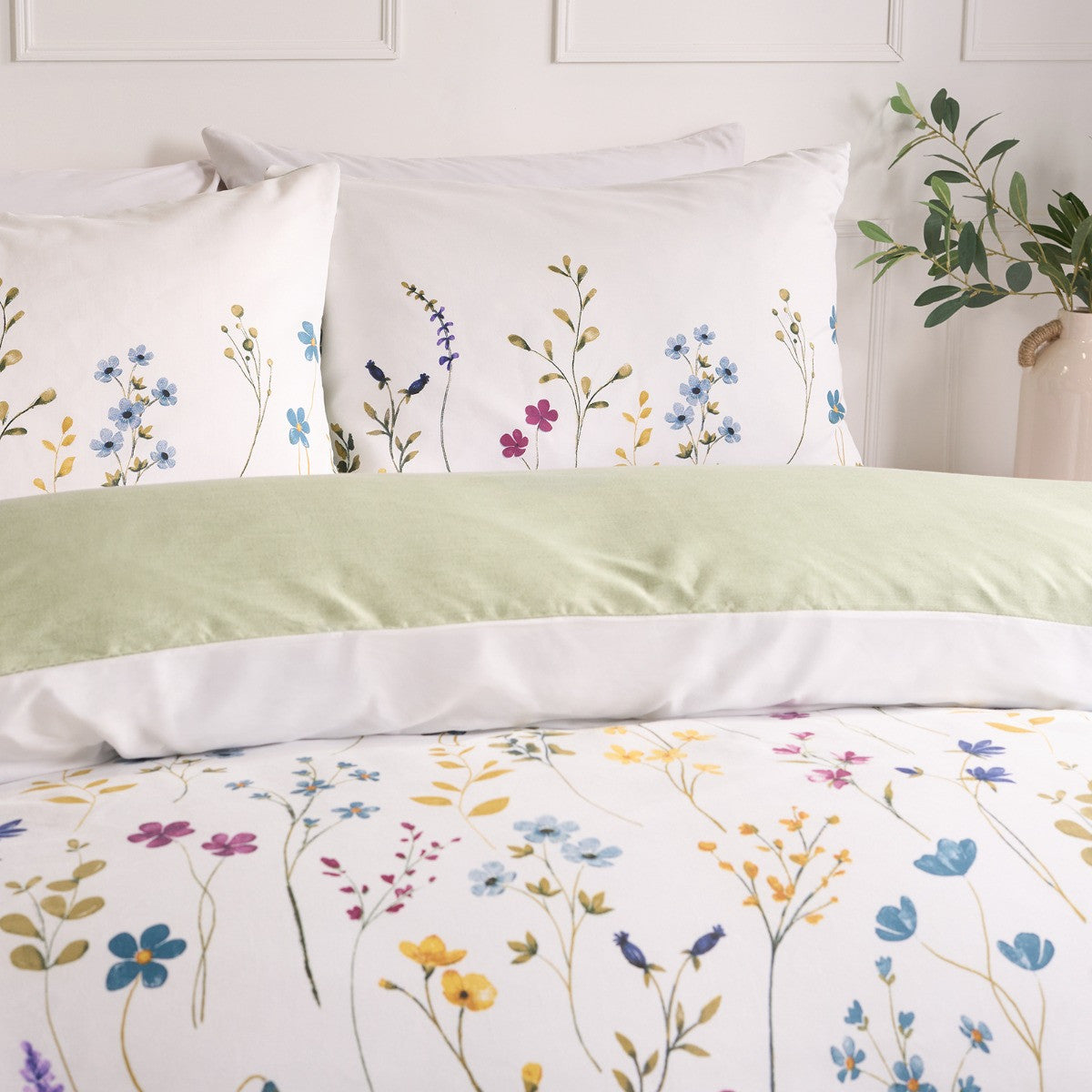 Floral Border Duvet Set 🇬🇧