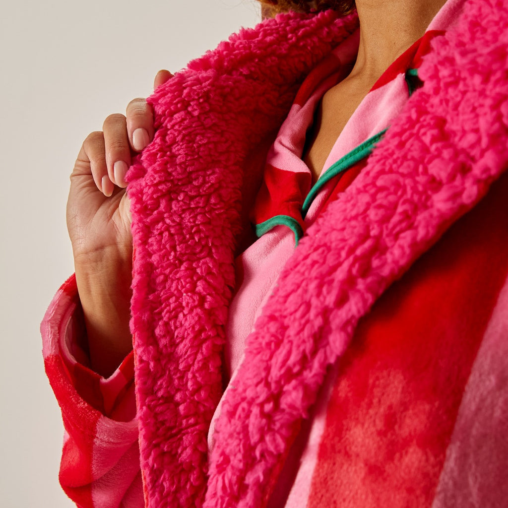 Flannel Fleece Candy Stripe Dressing Gown, Adult - Pink 🇬🇧