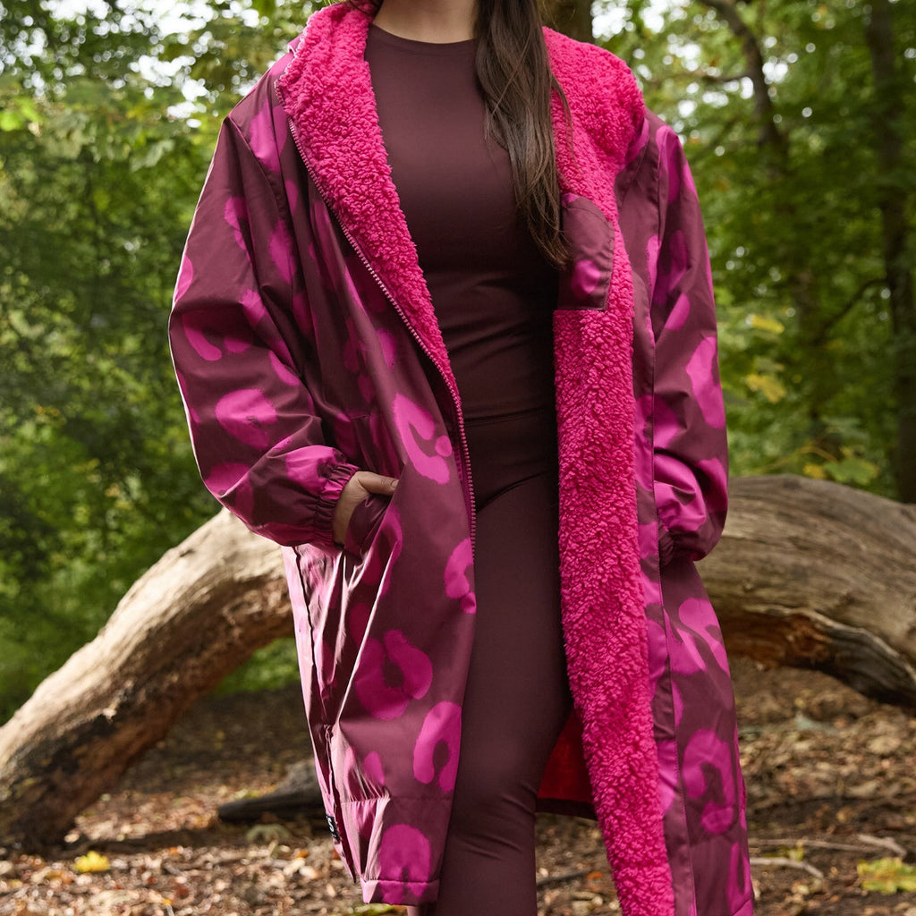 Adults Water Resistant Sherpa Drying Robe - Burgundy/Pink 🇬🇧