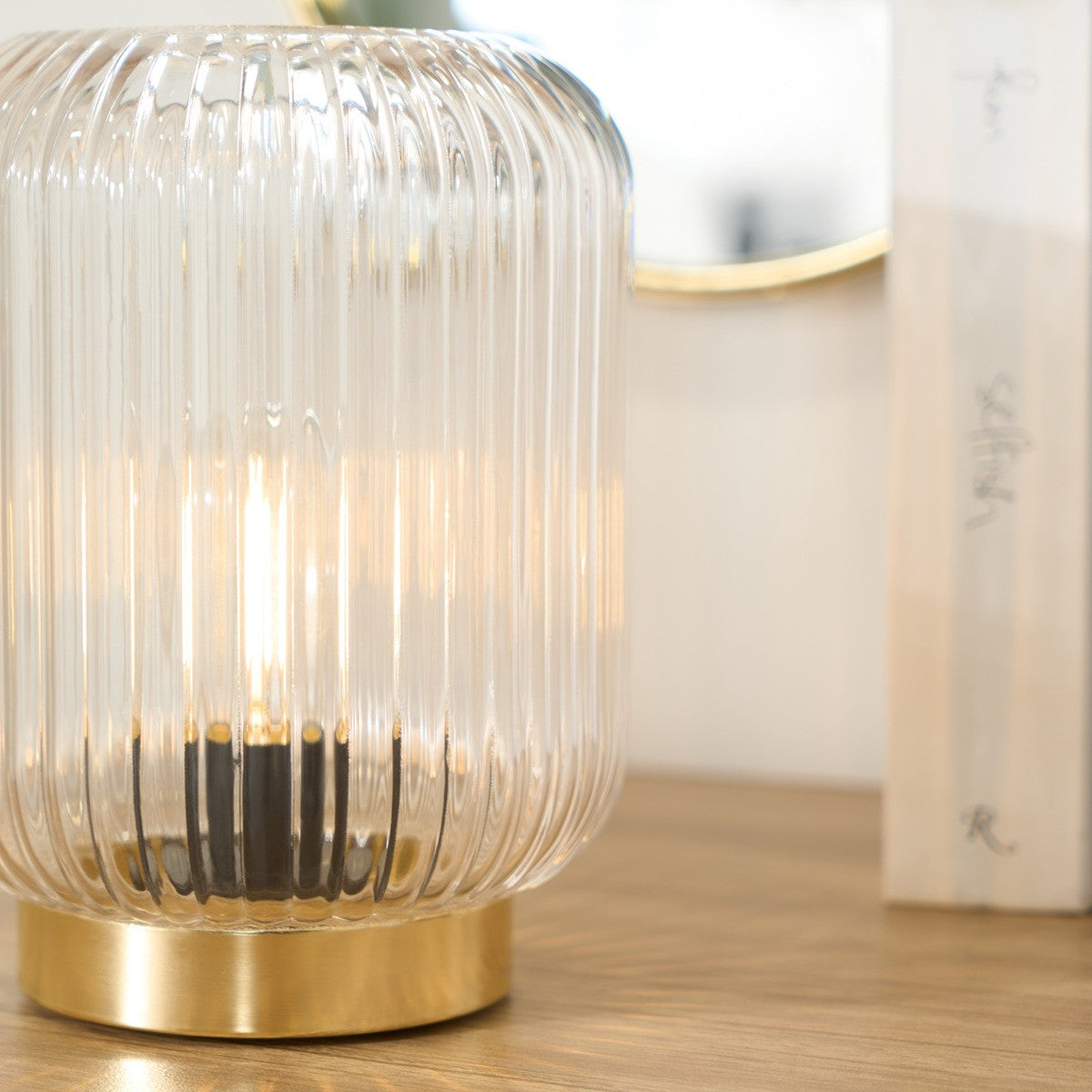 Battery Operated Lamp - Clear 🇬🇧