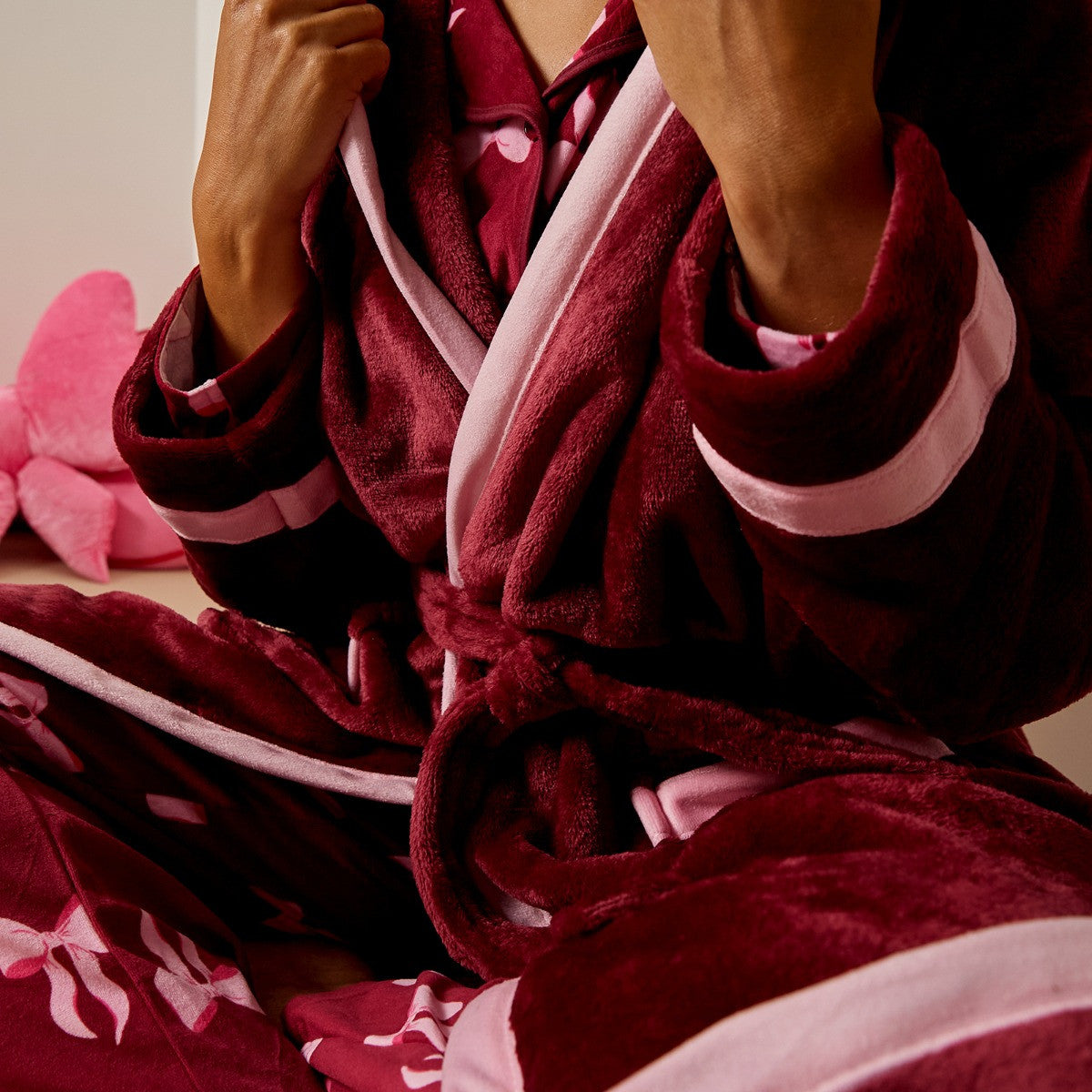 Flannel Fleece Piped Edge Dressing Gown, Adults - Burgundy/Pink 🇬🇧