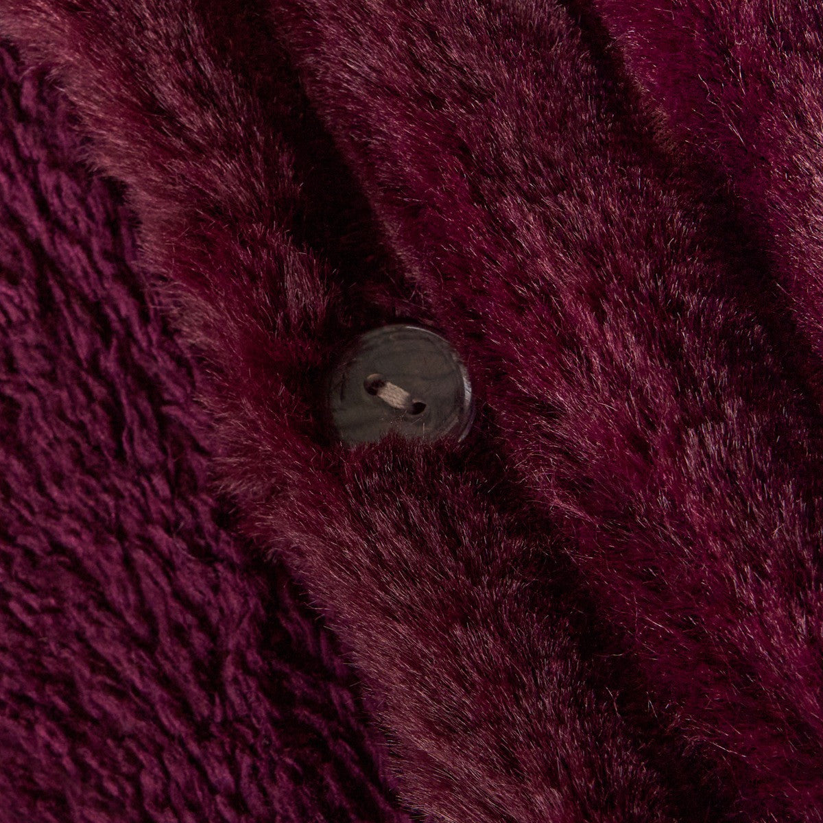 Ribbed Faux Fur Duvet Cover Set - Burgundy 🇬🇧