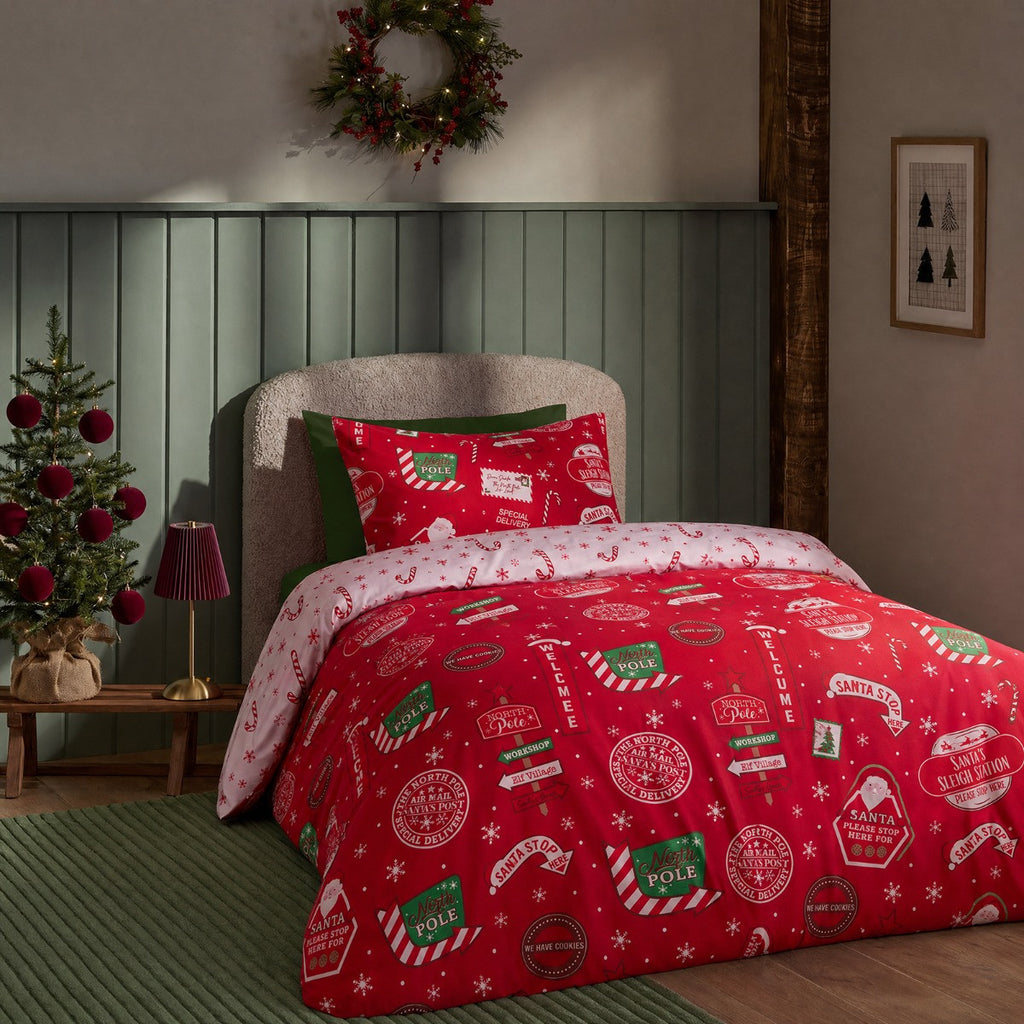 Santa Stop Here Slogan Reversible Duvet Cover Set, Red/White - Single 🇬🇧