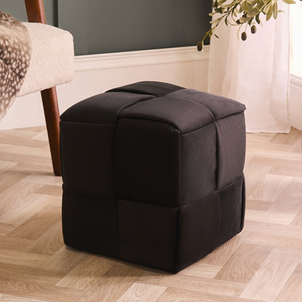 Matte Velvet Footstool 🇬🇧