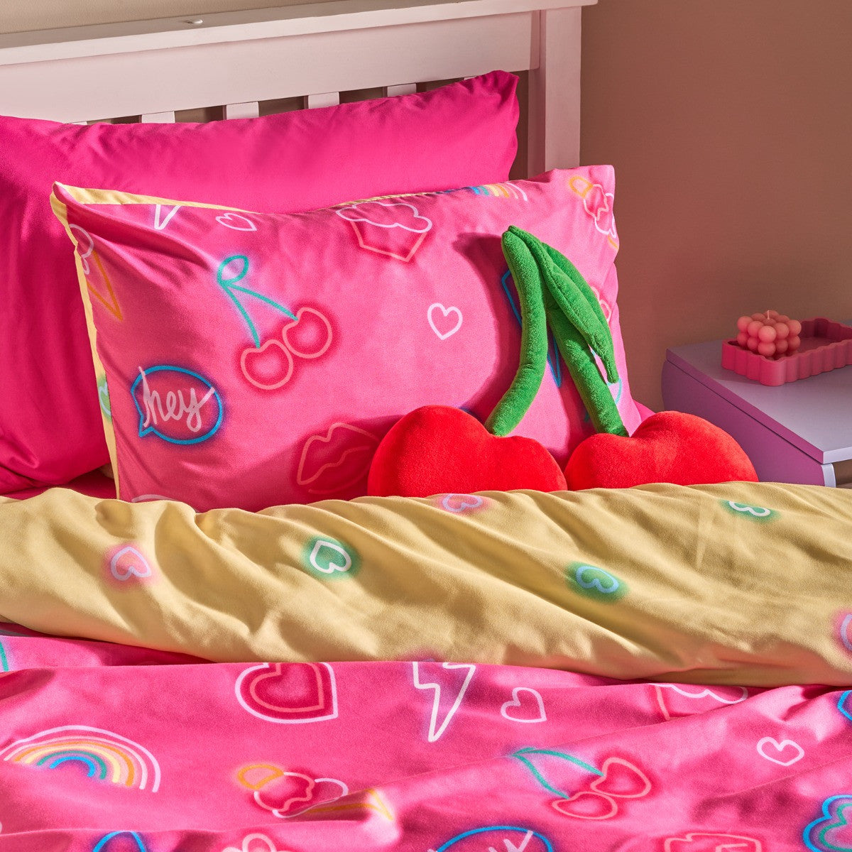 Neon Lights Duvet Cover Set - Magenta 🇬🇧