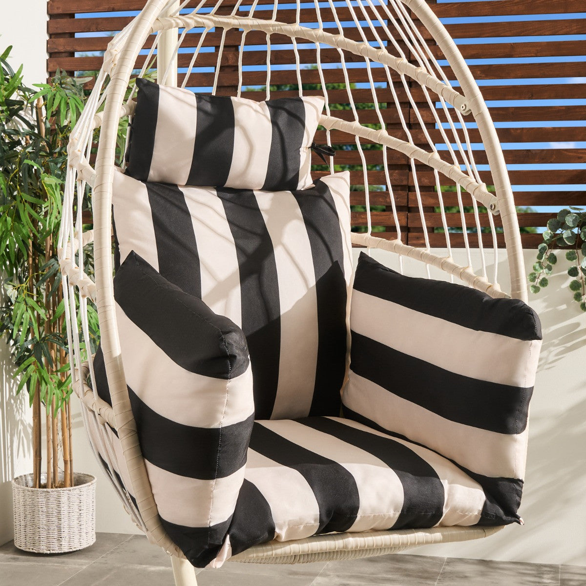 Egg Chair Cushion 🇬🇧