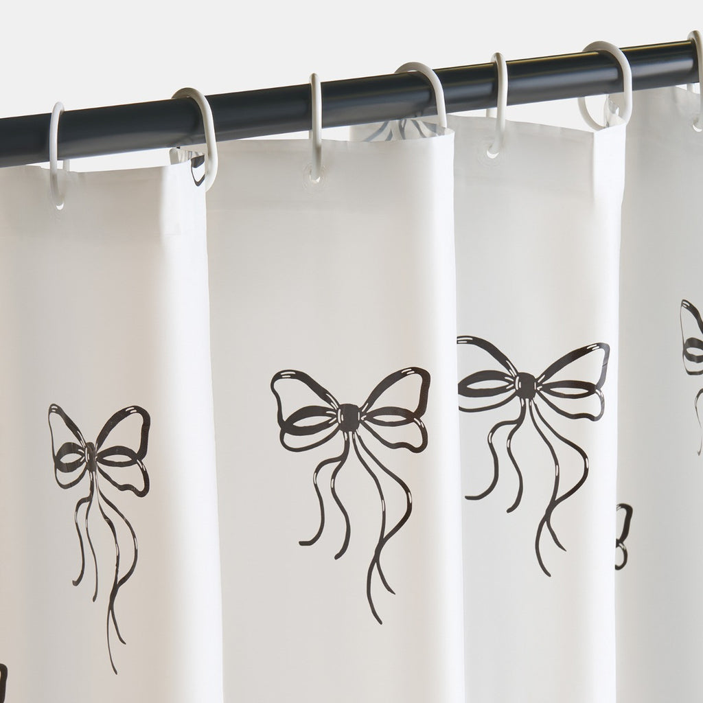 Bow Print Shower Curtain 🇬🇧