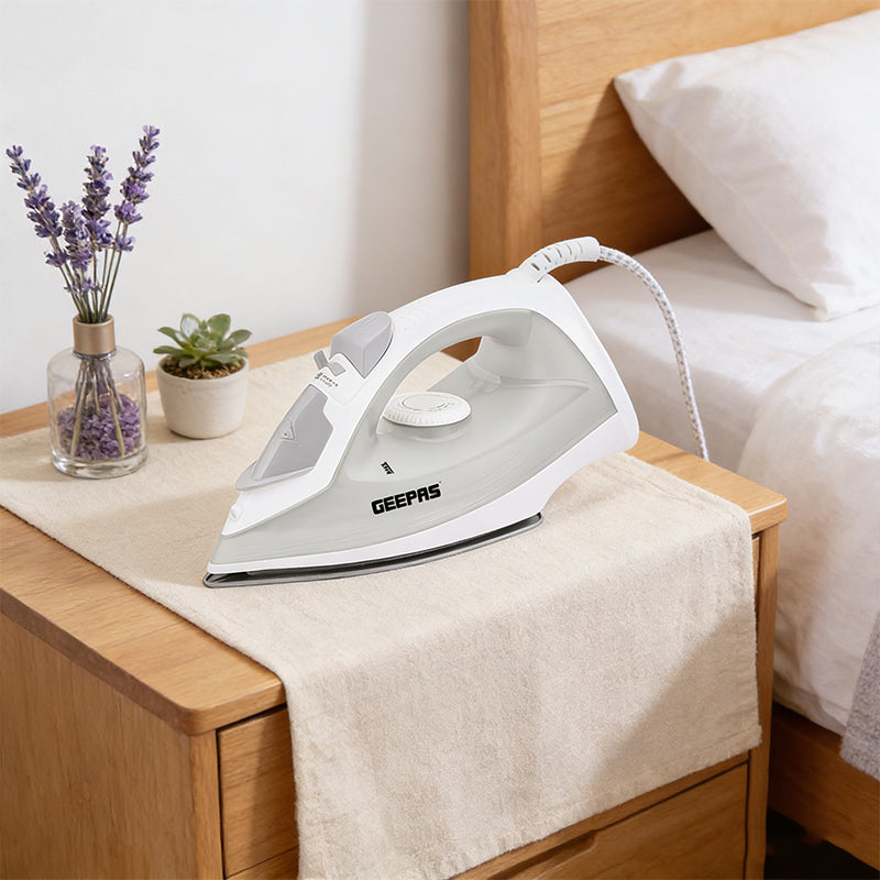 1300W Clothes Steam Iron Electric Steam Iron with 210mL Tank Ceramic Soleplate Spray Steam Function Self Clean Grey 🇬🇧
