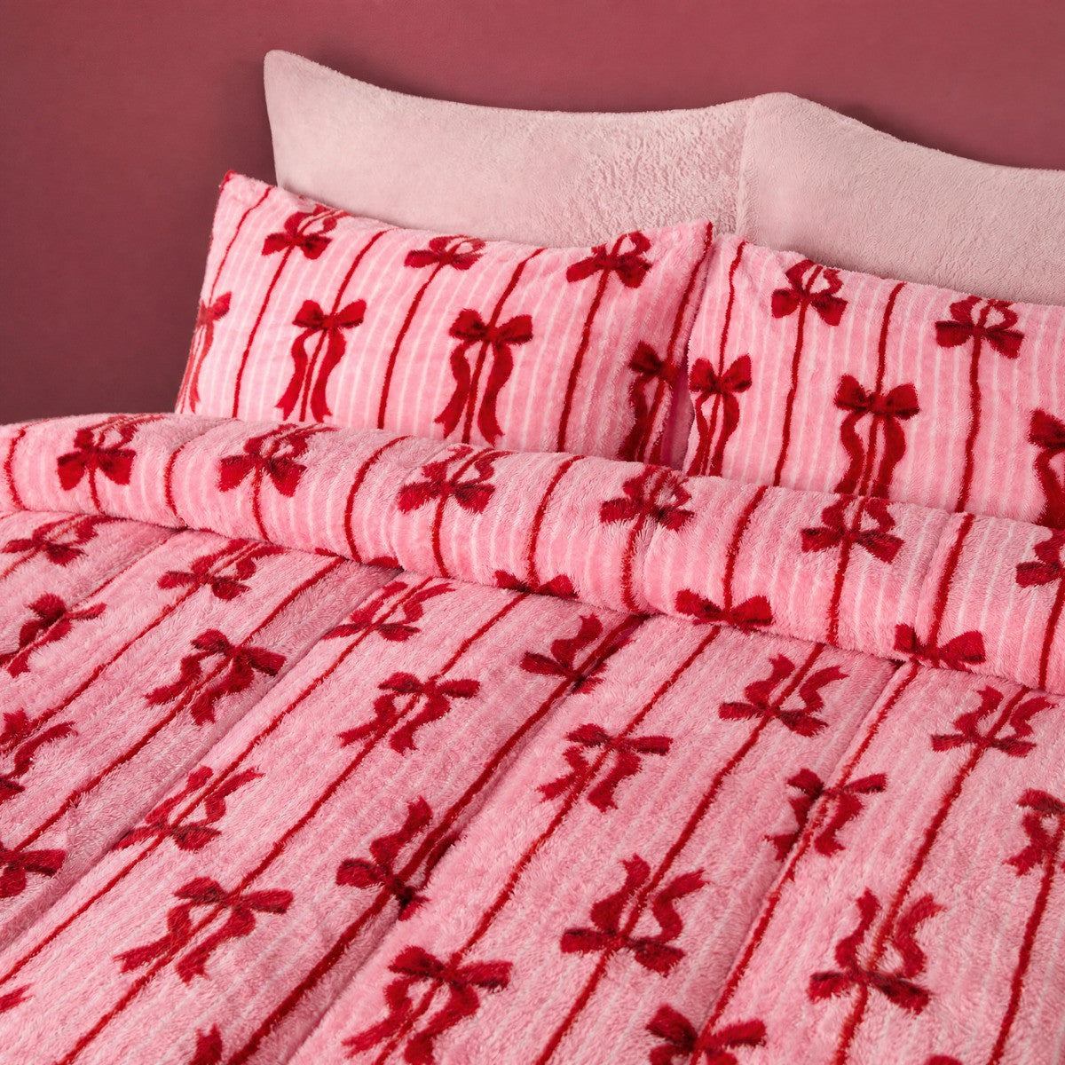 Bow Stripe Print Teddy Coverless 10.5 Tog Duvet Set - Pink 🇬🇧
