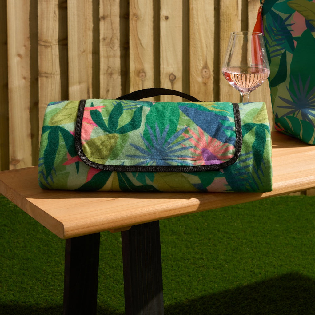 Fruit Print Picnic Blanket 🇬🇧