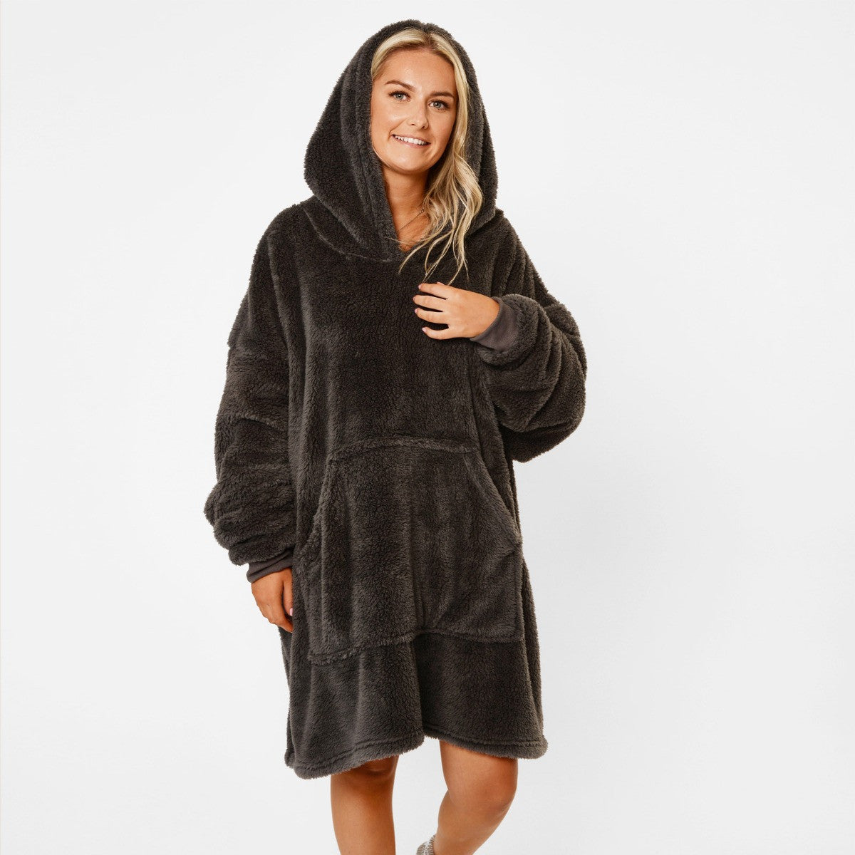 Teddy Fleece Hoodie Blanket, Adults - Charcoal Grey 🇬🇧