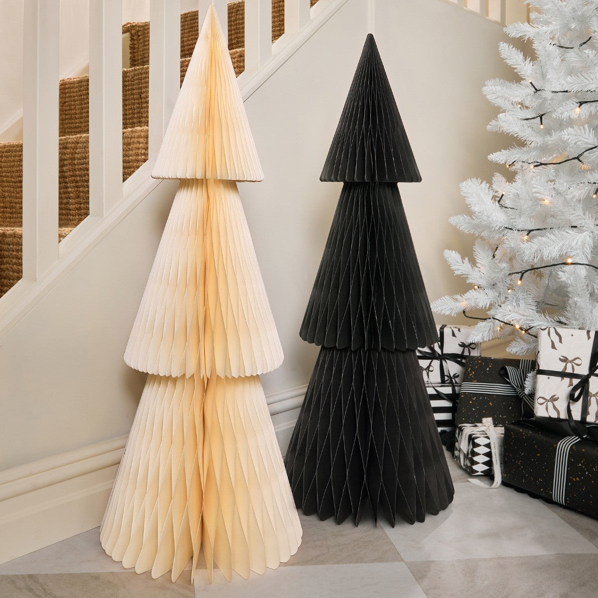 Standing Paper Tree - Black 🇬🇧