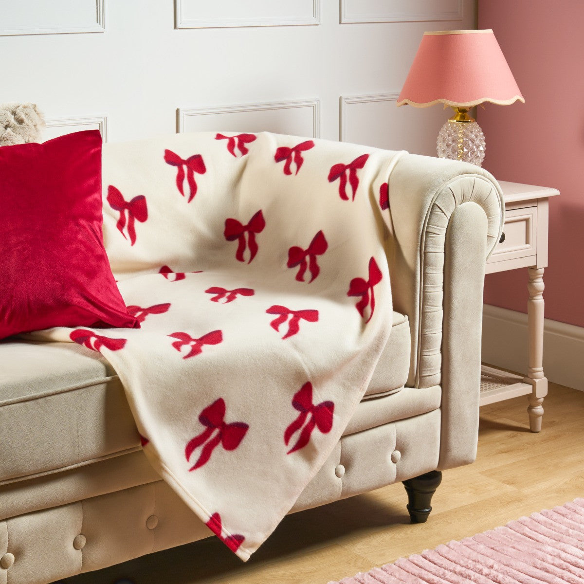 Bow Print Fleece Throw 🇬🇧