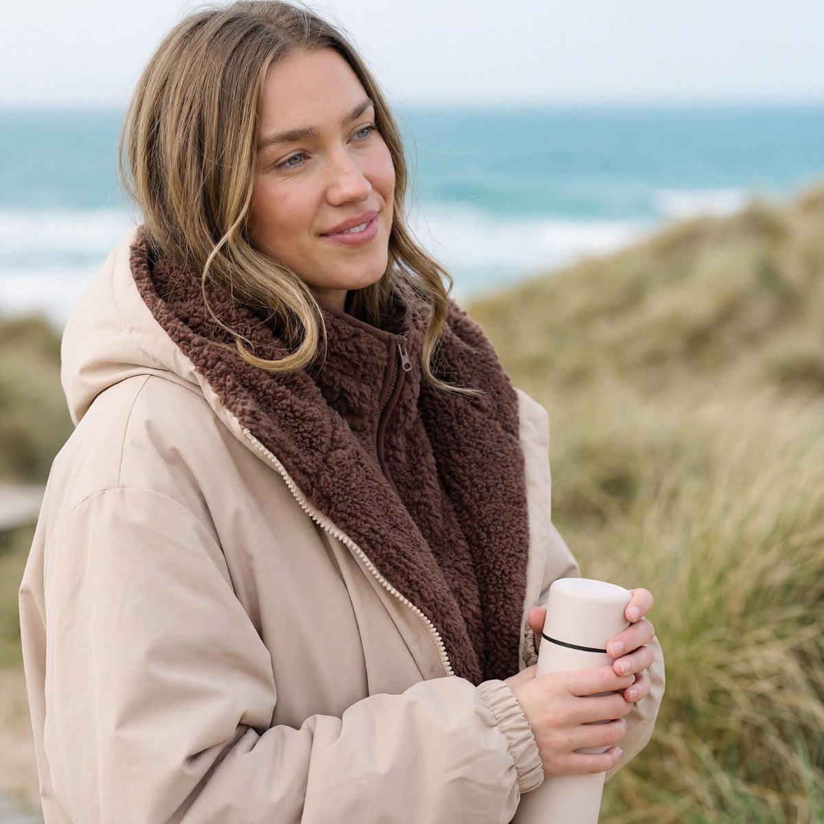 Adults Water Resistant Sherpa Drying Robe - Beige 🇬🇧