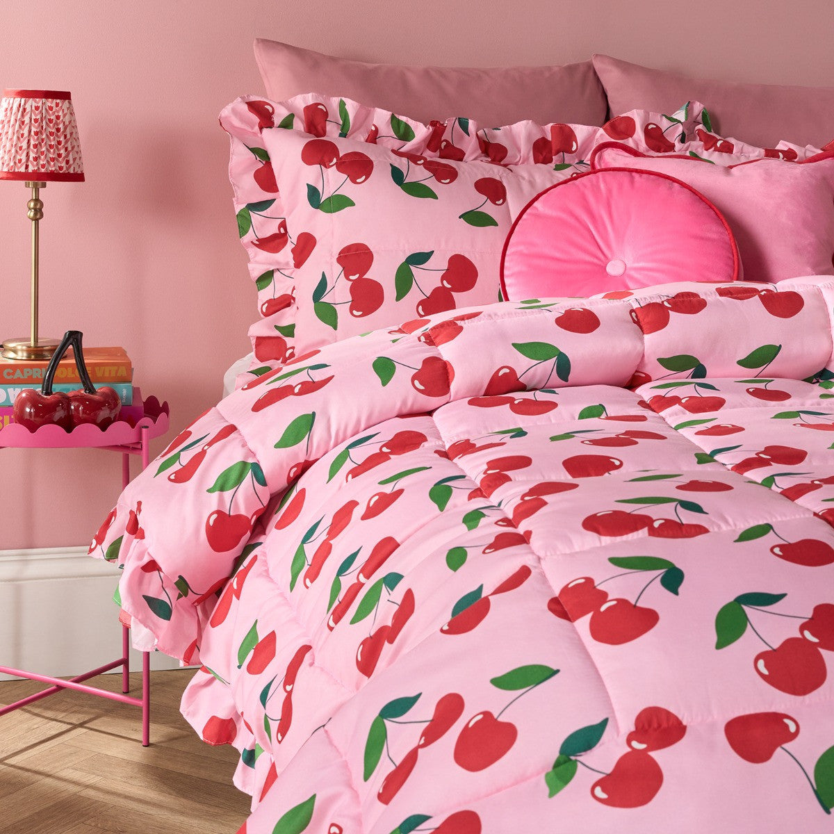 Cherry Print Frill Edge Coverless 7.5 Tog Duvet Set - Pink/Red 🇬🇧