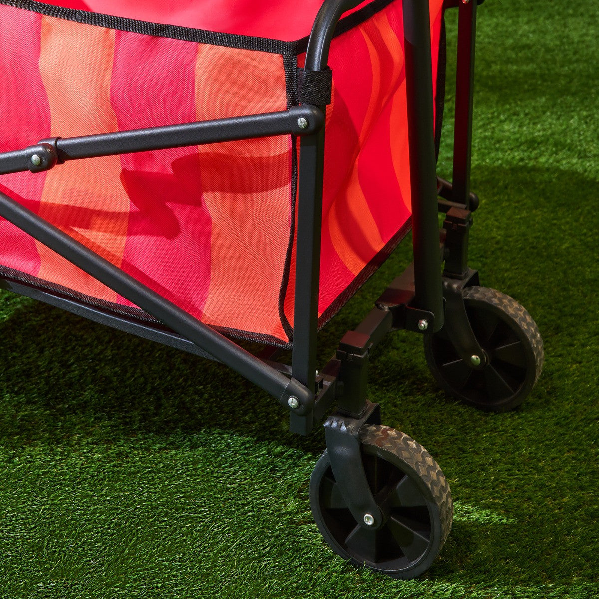 Stripe Print Foldable Camping Trolley - Orange/Pink 🇬🇧