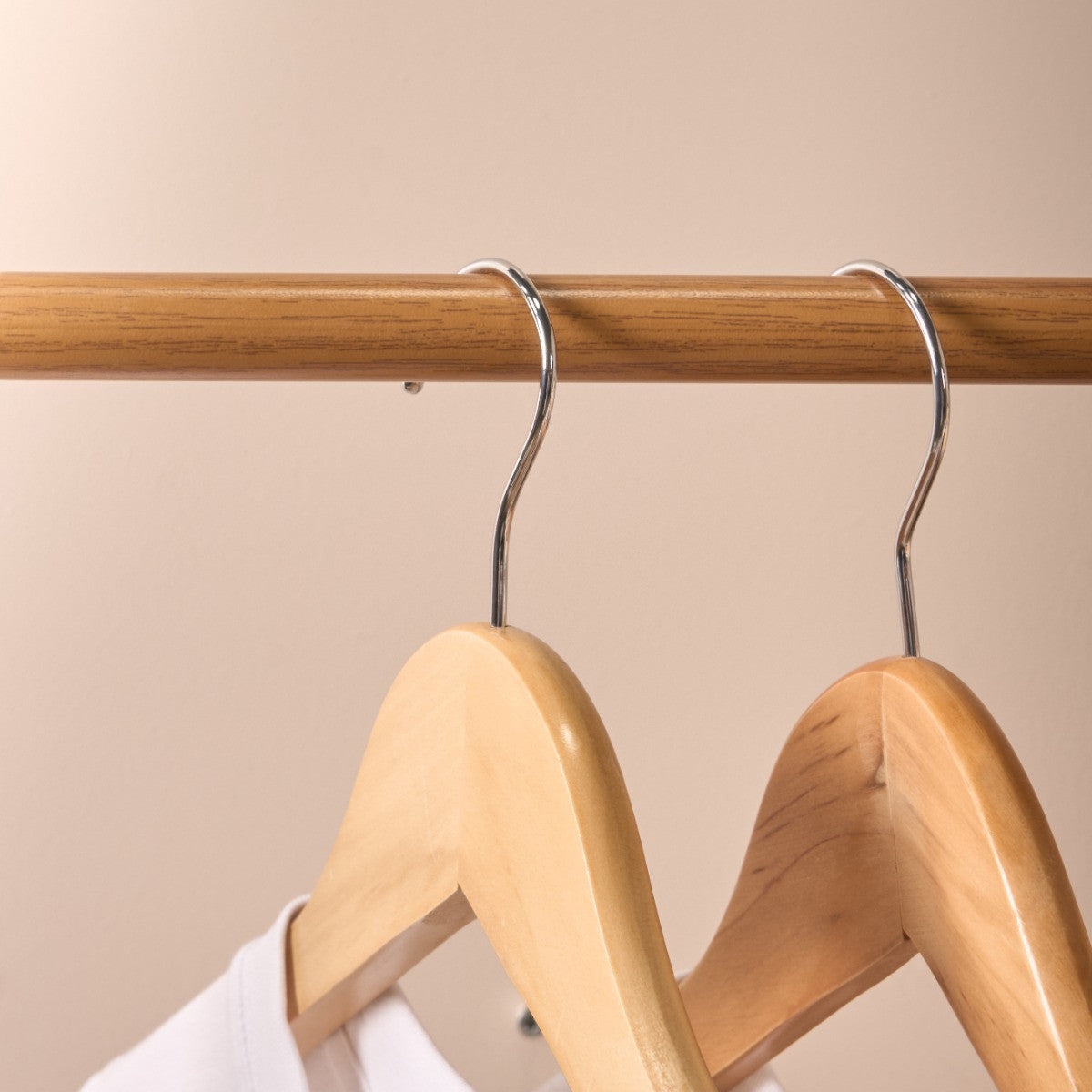 Heavy Duty Clothes Rail With Rack - Black/Wood 🇬🇧