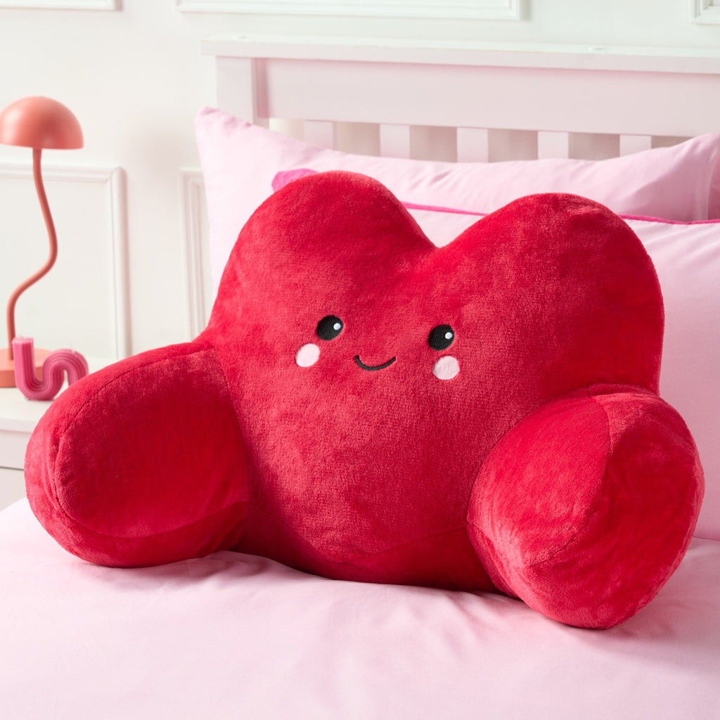 Harper The Heart Cuddle Cushion 🇬🇧