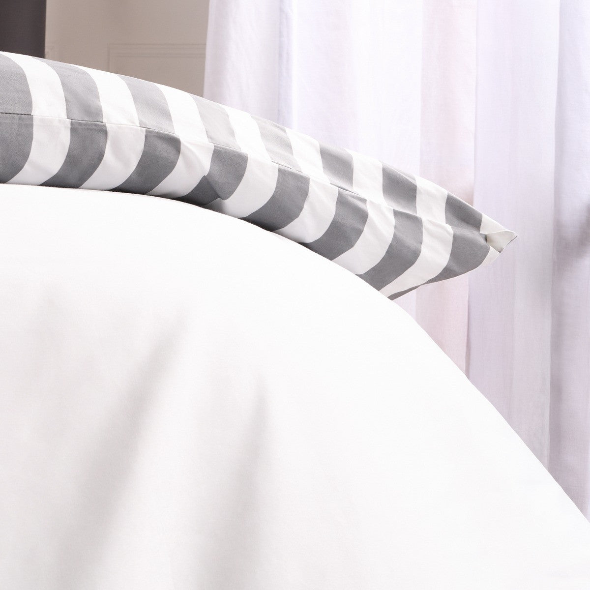 Stripe Edge Duvet Set - White/Grey 🇬🇧