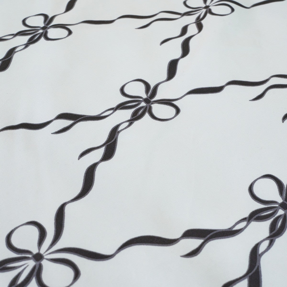Bow Ribbon Print Reversible Duvet Cover Set - Monochrome 🇬🇧