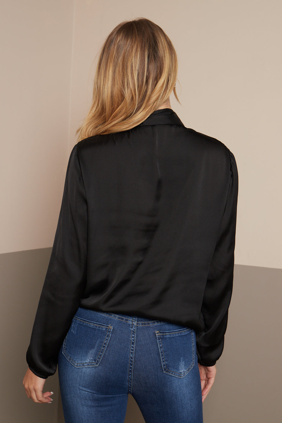 TIE NECK BISHOP SLEEVE BLOUSE 🇬🇧