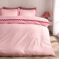 Wave Border Stripe Print Duvet Set - Pink 🇬🇧