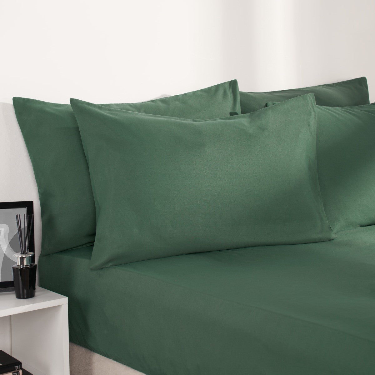 2 Pack Plain Dyed Housewife Pillowcases 🇬🇧