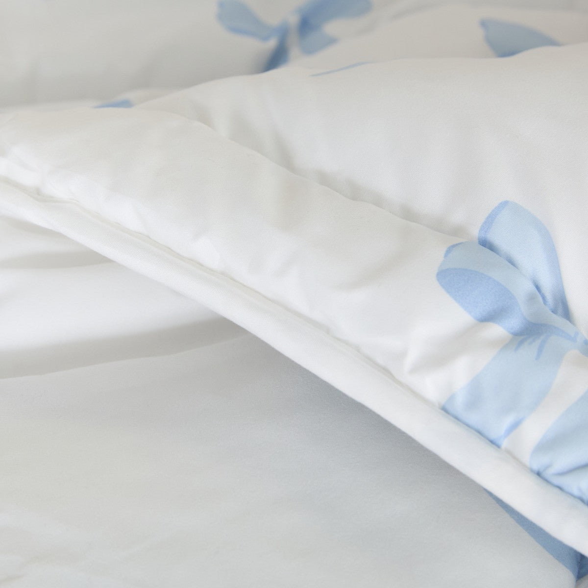 Bow Print Coverless 10.5 Tog Duvet Set - Blue 🇬🇧