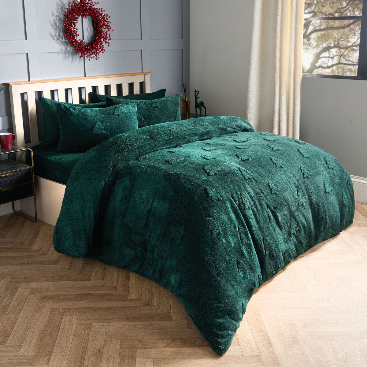 Winter Tree Tufted Teddy Fleece Duvet Cover Set - Forest Green 🇬🇧