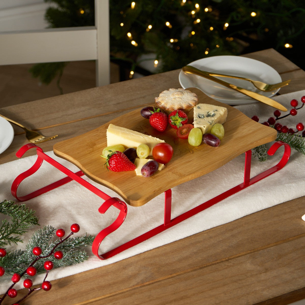 Sleigh Wooden Serving Board 🇬🇧