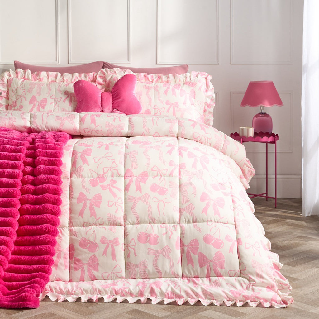 Bow Print Frill Edge Coverless 7.5 Tog Duvet Set - Pink 🇬🇧