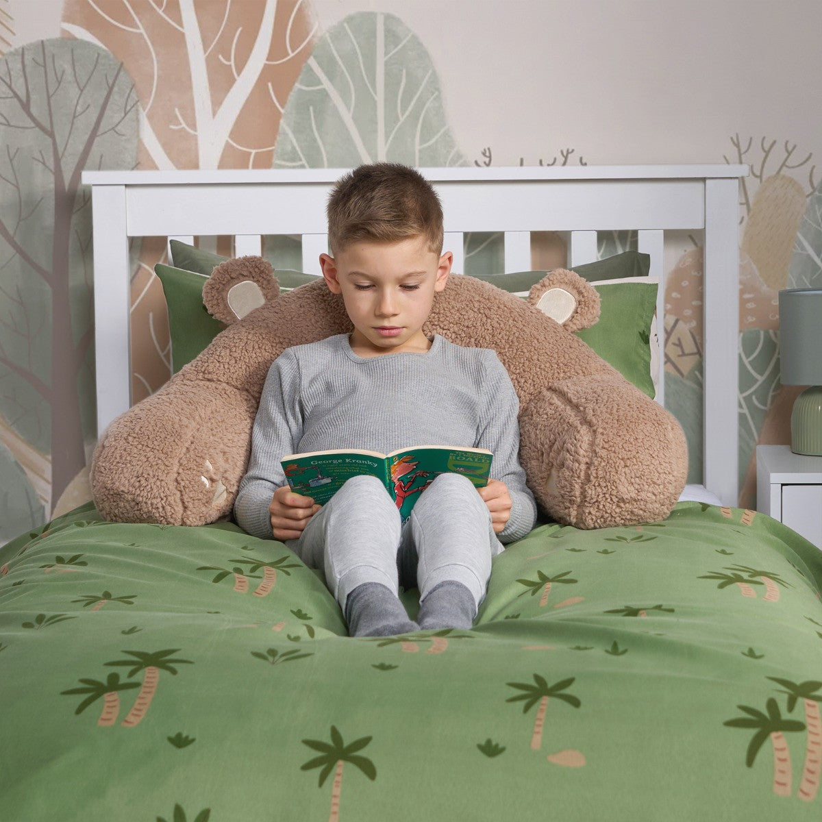 Kids Bear Cuddle Cushion - Brown 🇬🇧