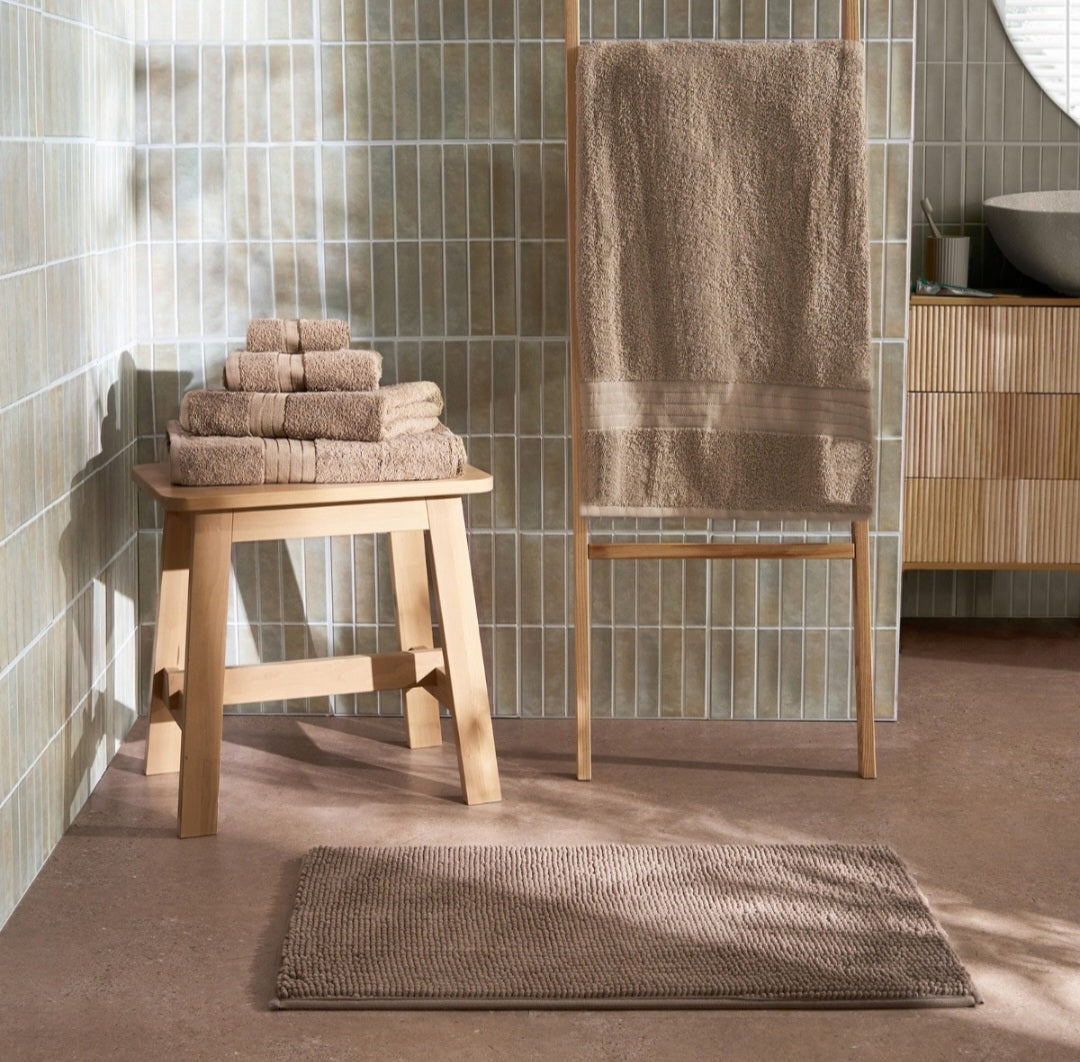 Brentfords 100% Cotton Bath Towel 🇬🇧