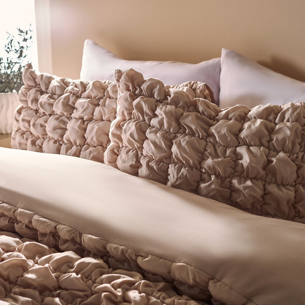 Quilted Seersucker Duvet Cover Set - Natural 🇬🇧