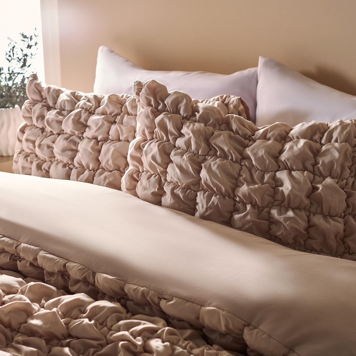 Quilted Seersucker Duvet Cover Set - Natural 🇬🇧