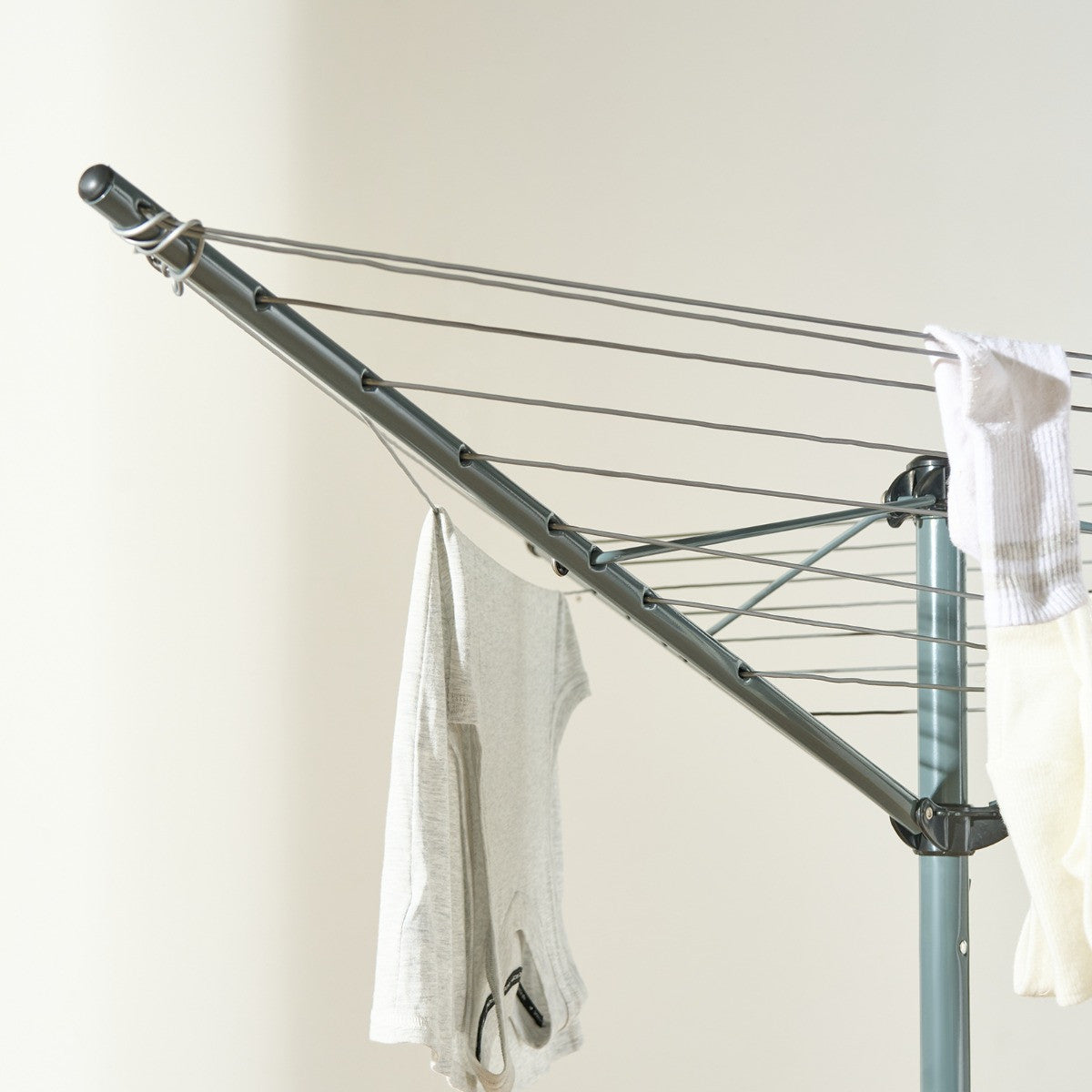 3 Arm Steel Rotary Airer With Tripod - Grey 🇬🇧