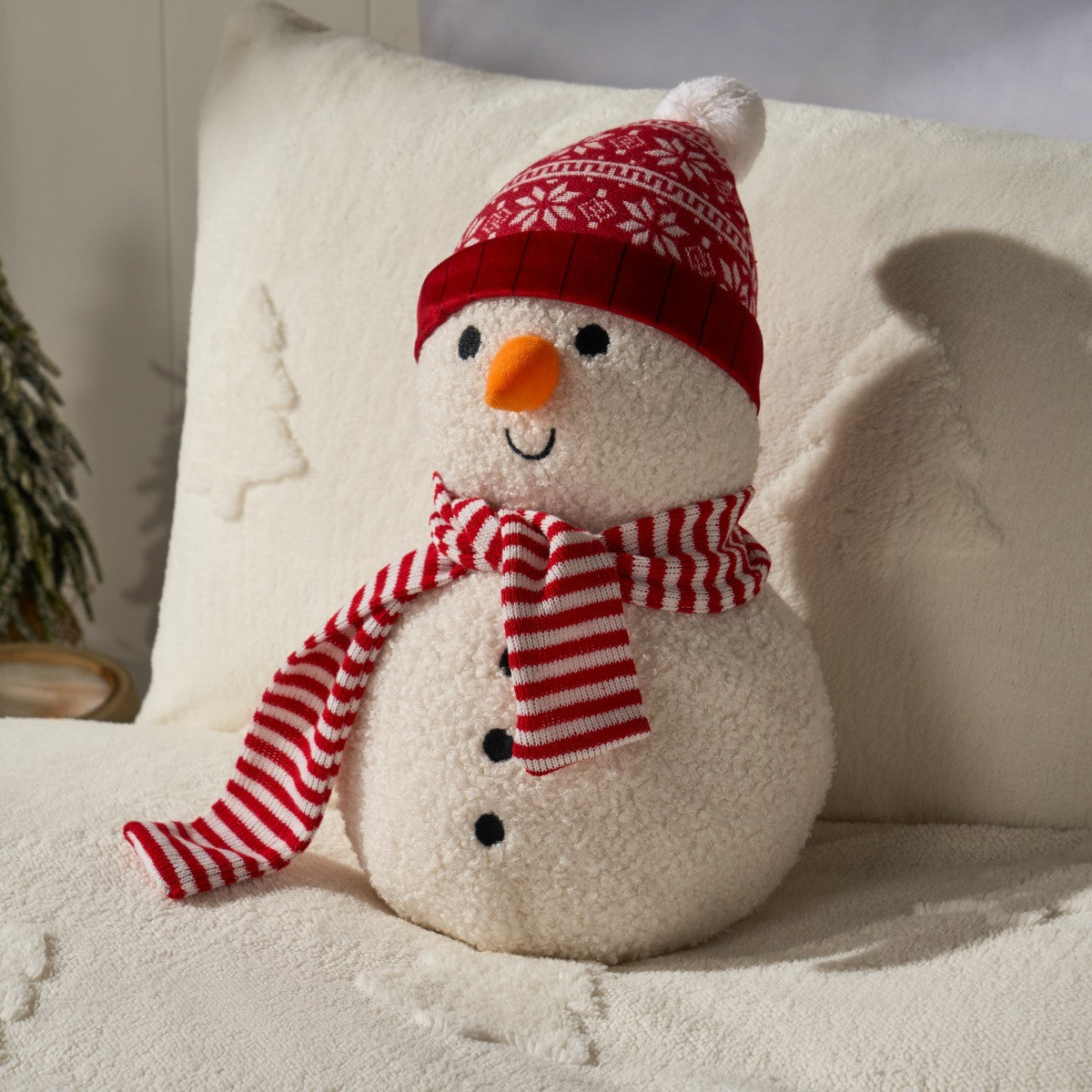 Snowy the Snowman Cushion - White 🇬🇧