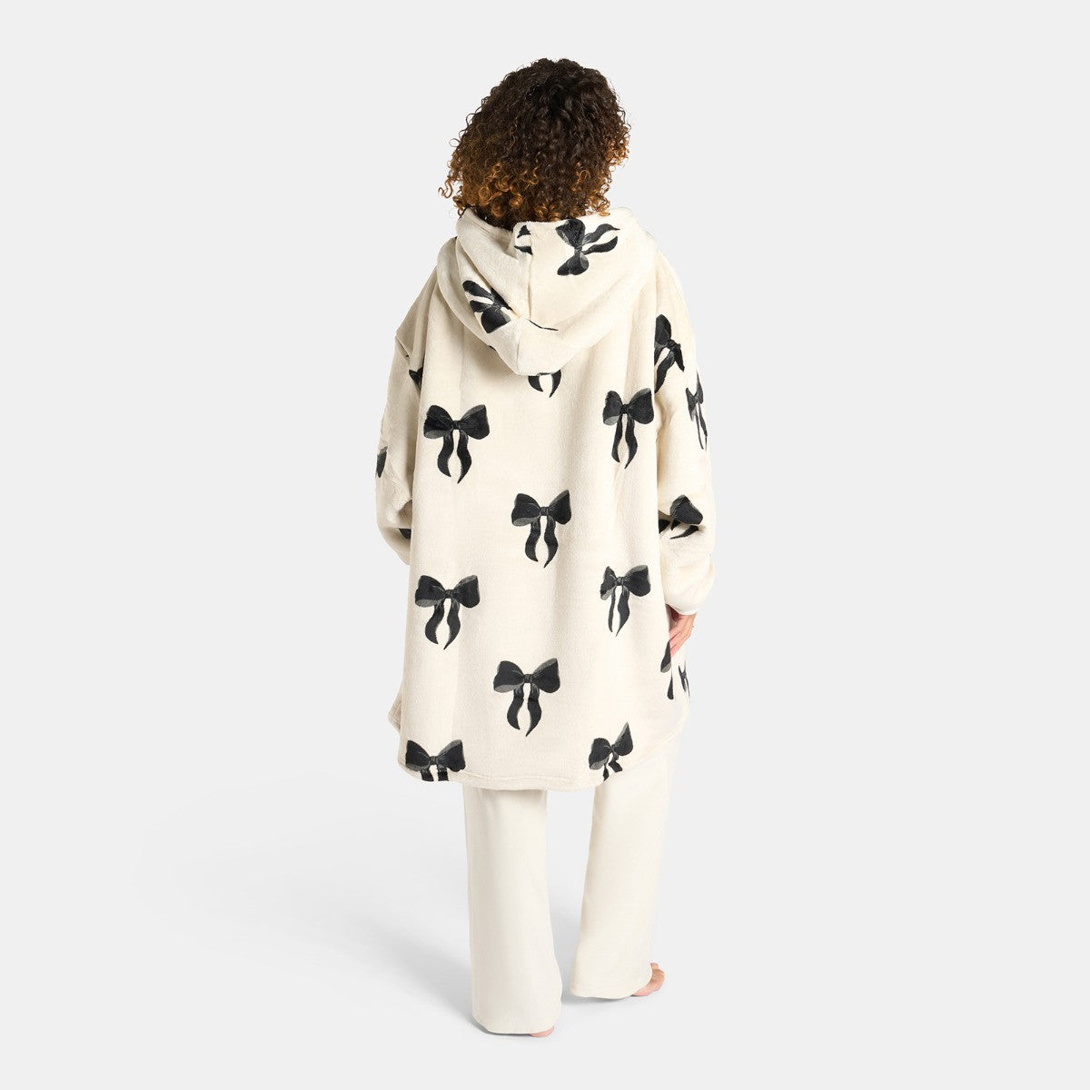 Adults Bow Print Hoodie Blanket 🇬🇧