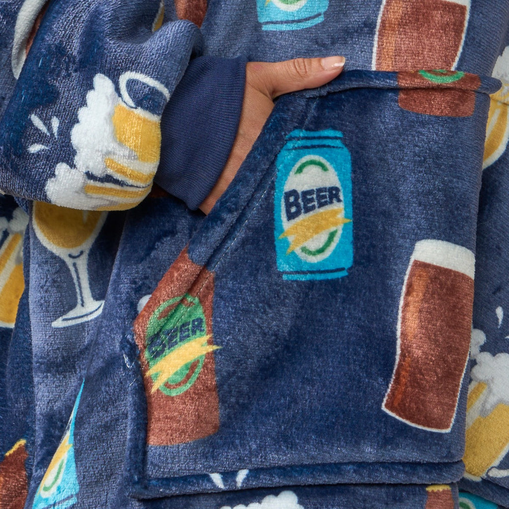 Adults Beer Pint Print Hoodie Blanket - Navy 🇬🇧