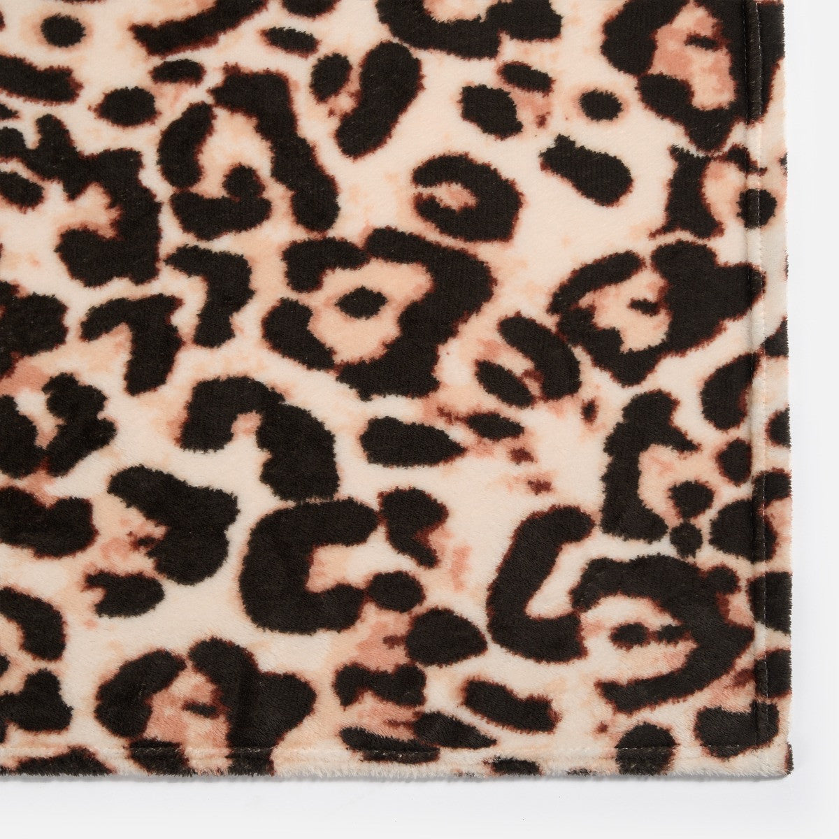 Ultra Soft Leopard Print Throw - Natural 🇬🇧