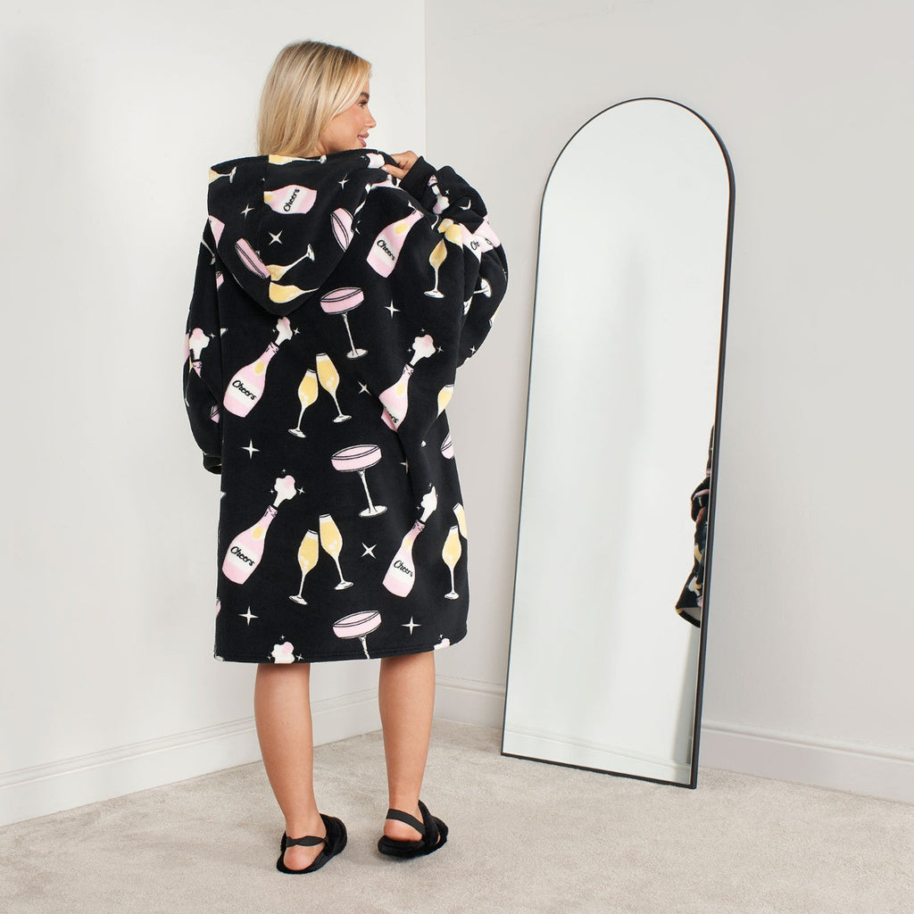 Champagne Print Hoodie Blanket, Black - Adults 🇬🇧