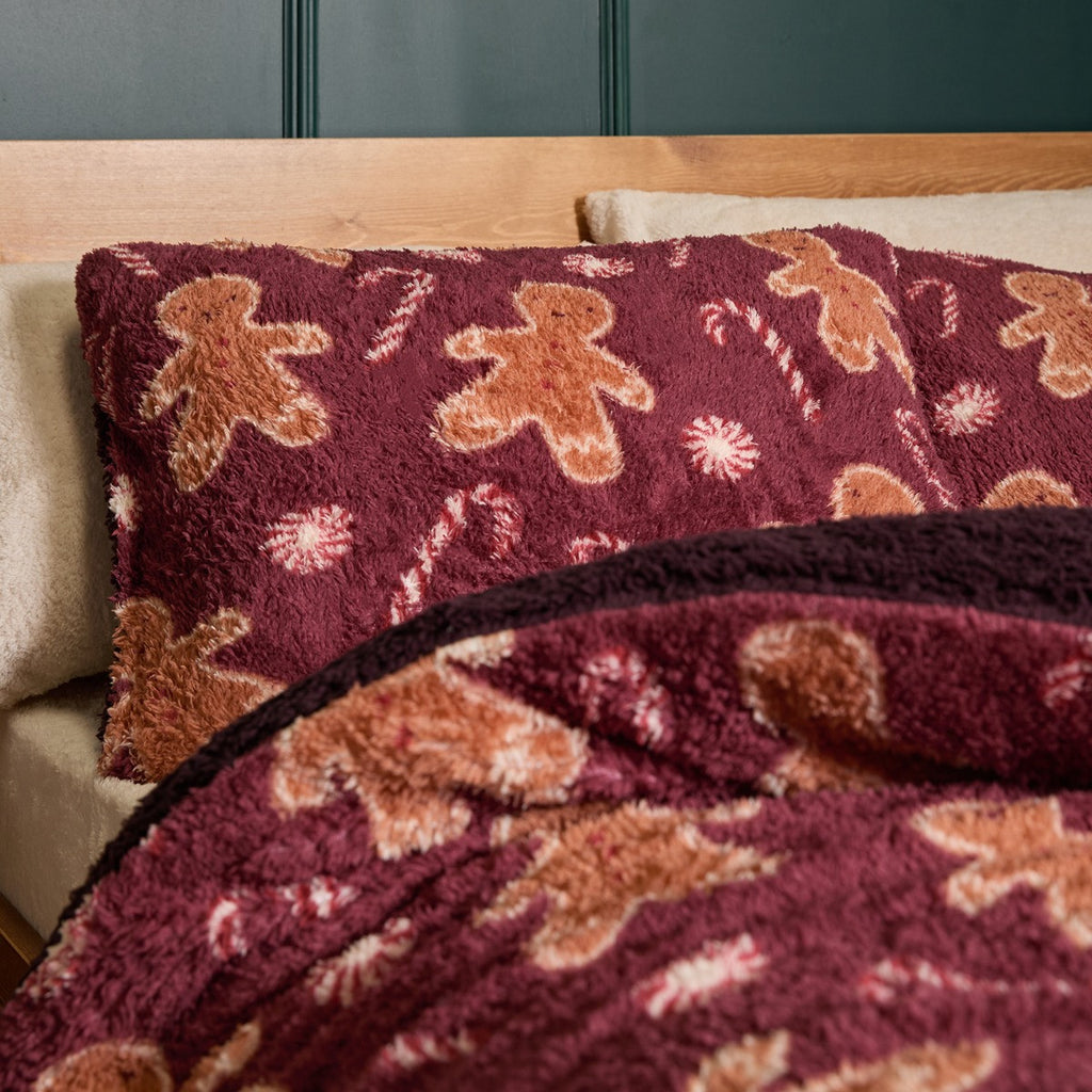 Gingerbread Man Print Teddy Fleece Duvet Cover Set - Burgundy 🇬🇧